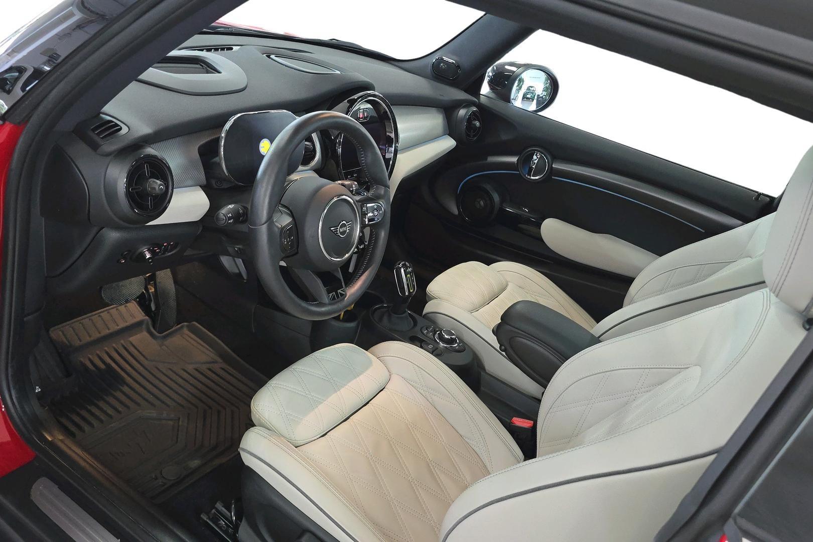 MINI Hatchback 9