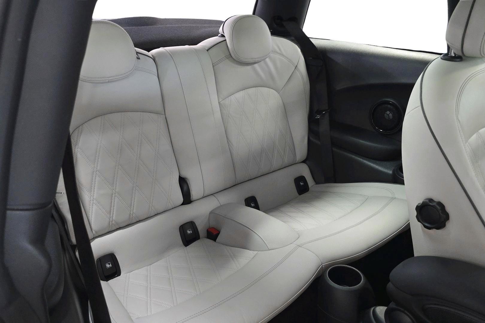 MINI Hatchback 14