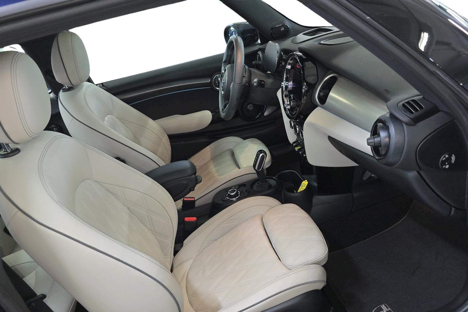 MINI Hatchback 15