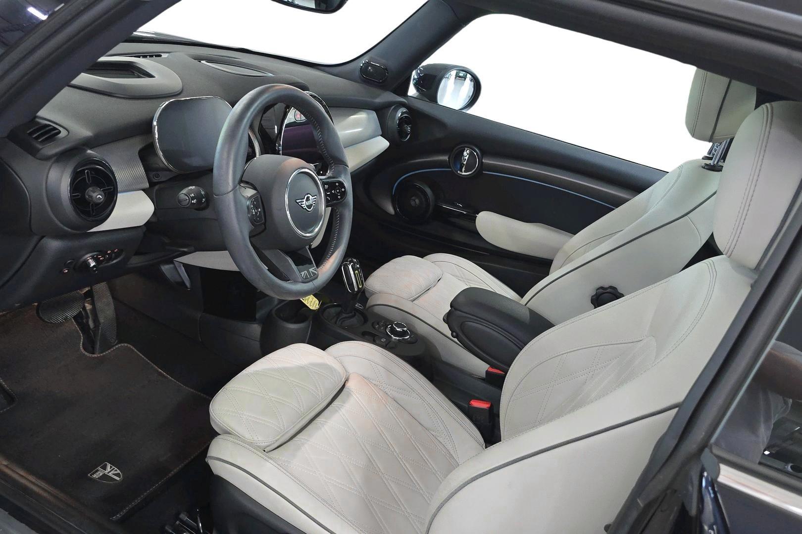 MINI Hatchback 9