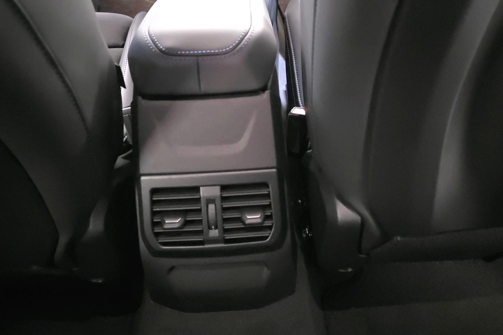 BMW 120 2026