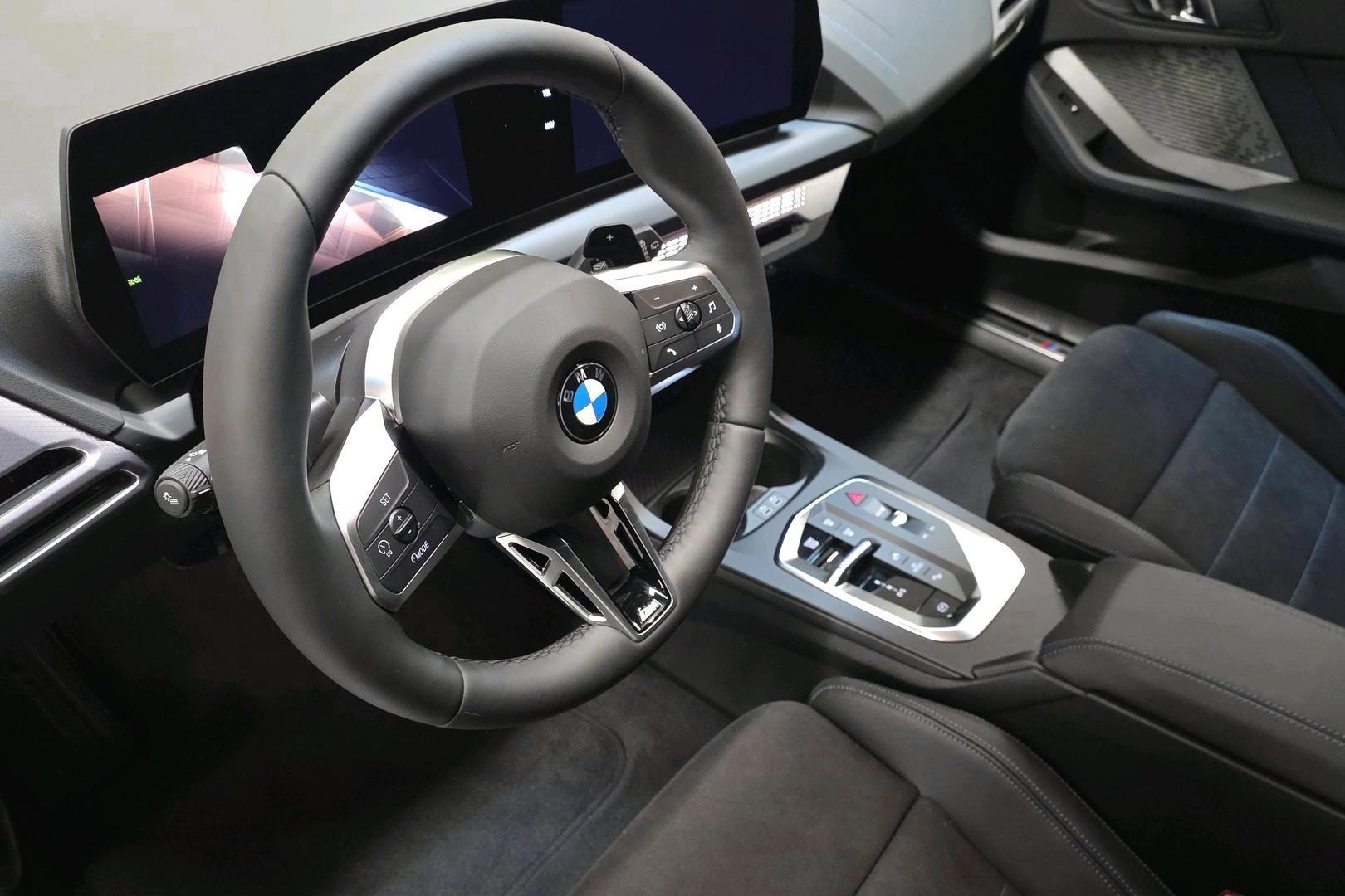 BMW 120 2026