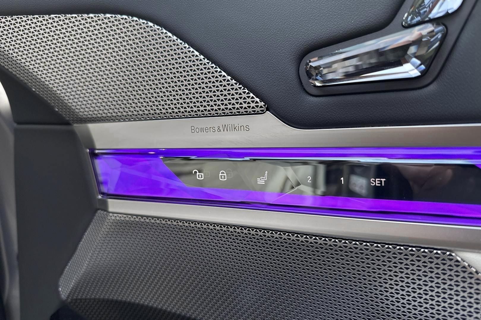 BMW i7 2024
