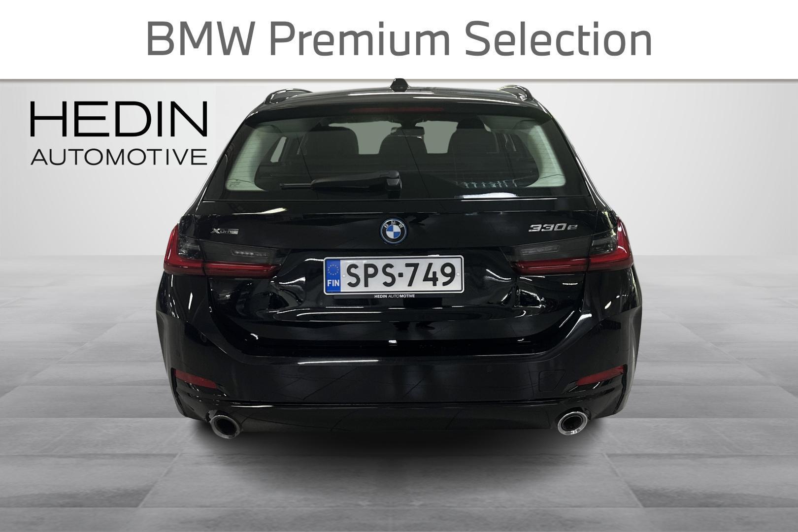 BMW 330 2024