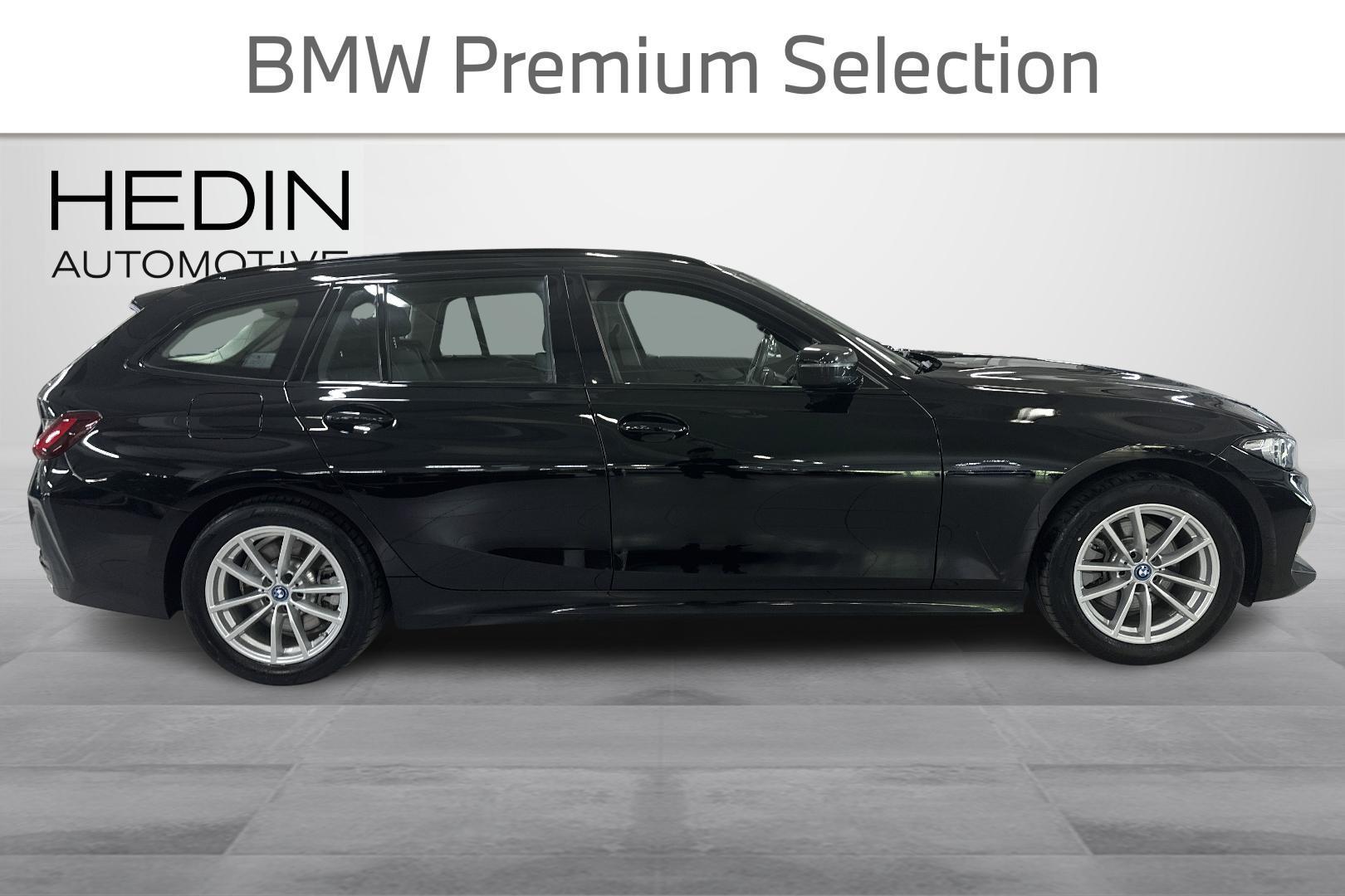 BMW 330 2024