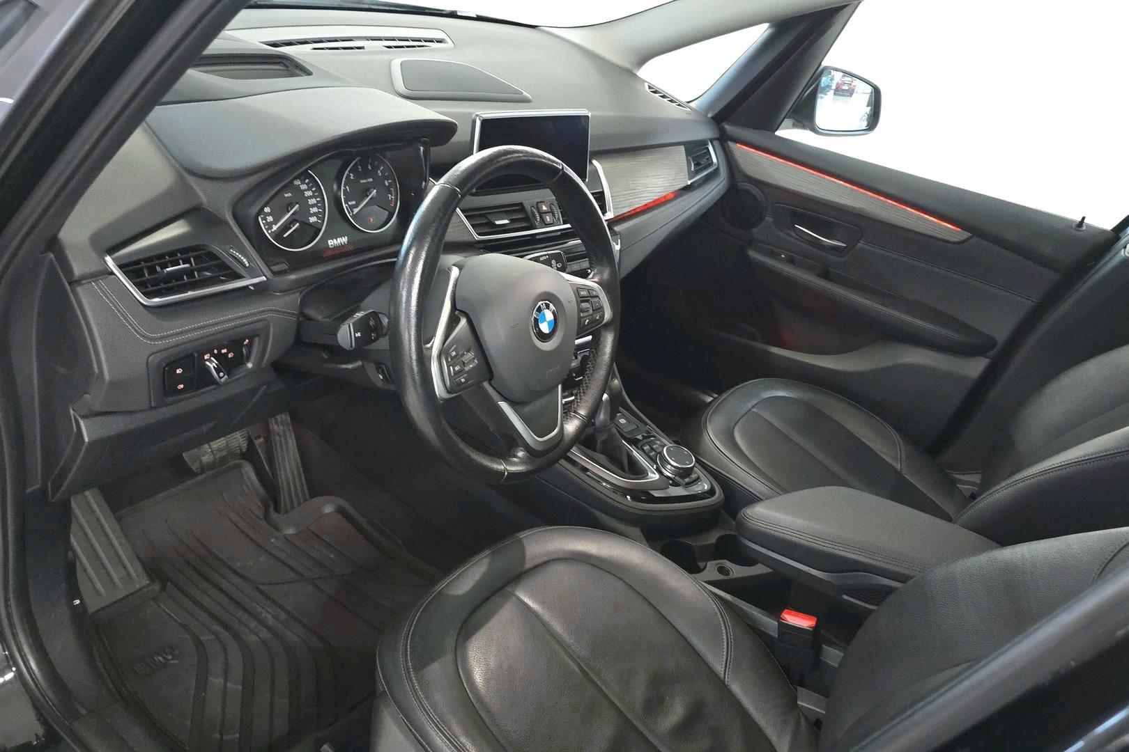 BMW 220 2016