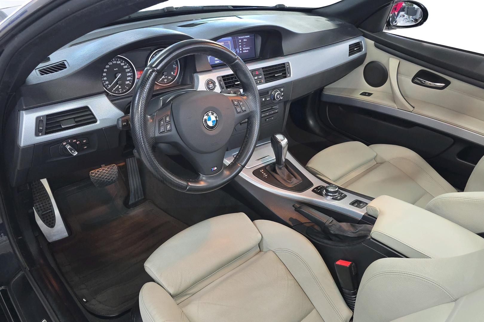 BMW 325 2009