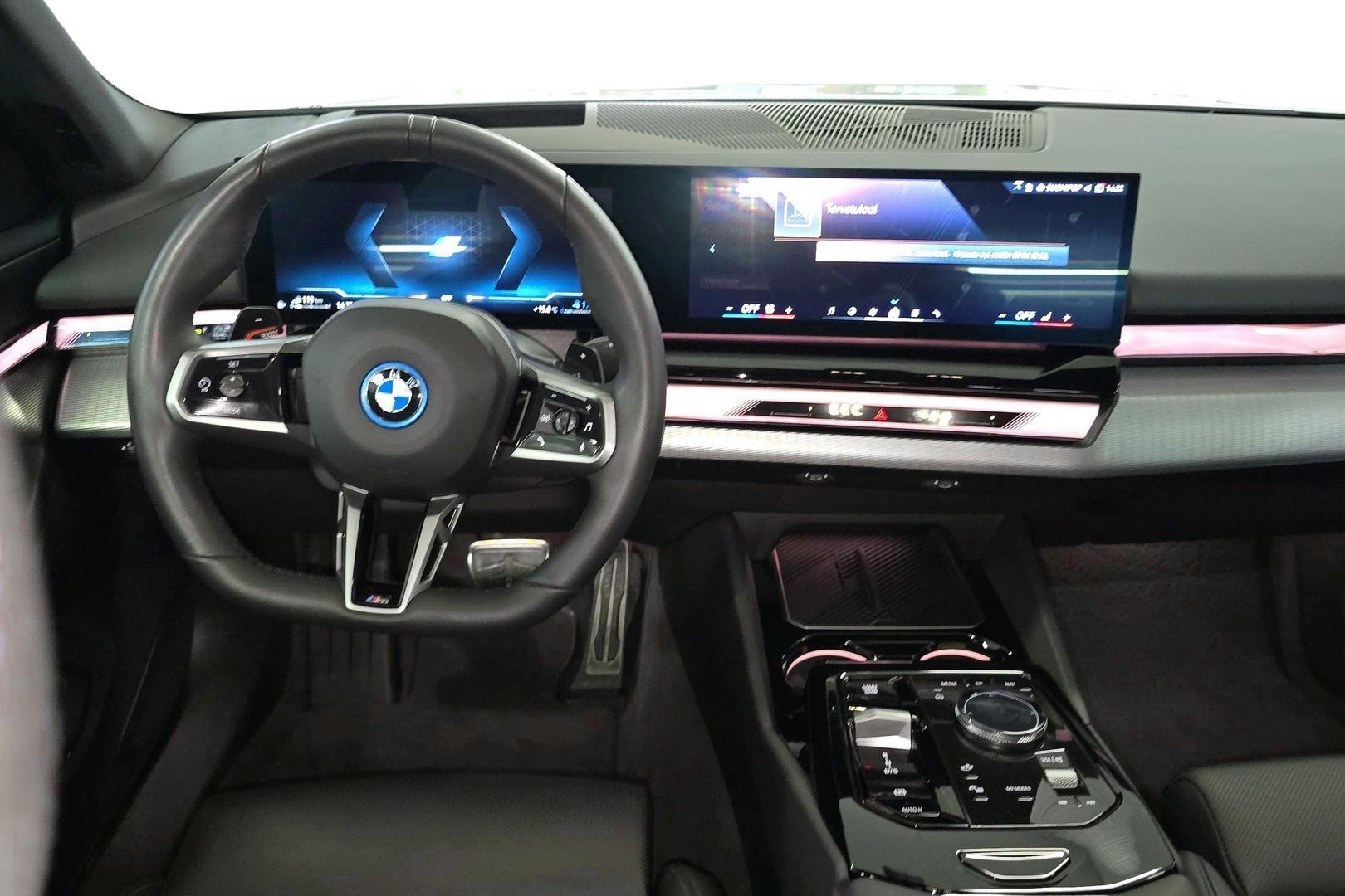 BMW 530 2025