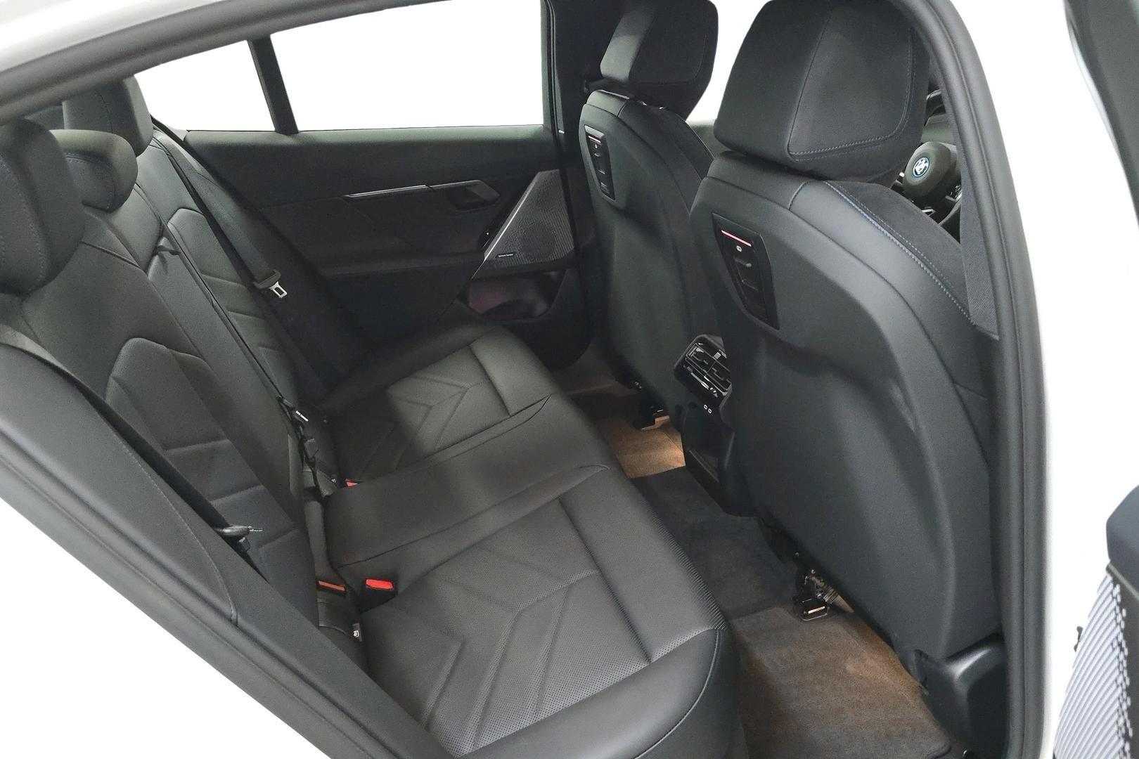 BMW 530 2025