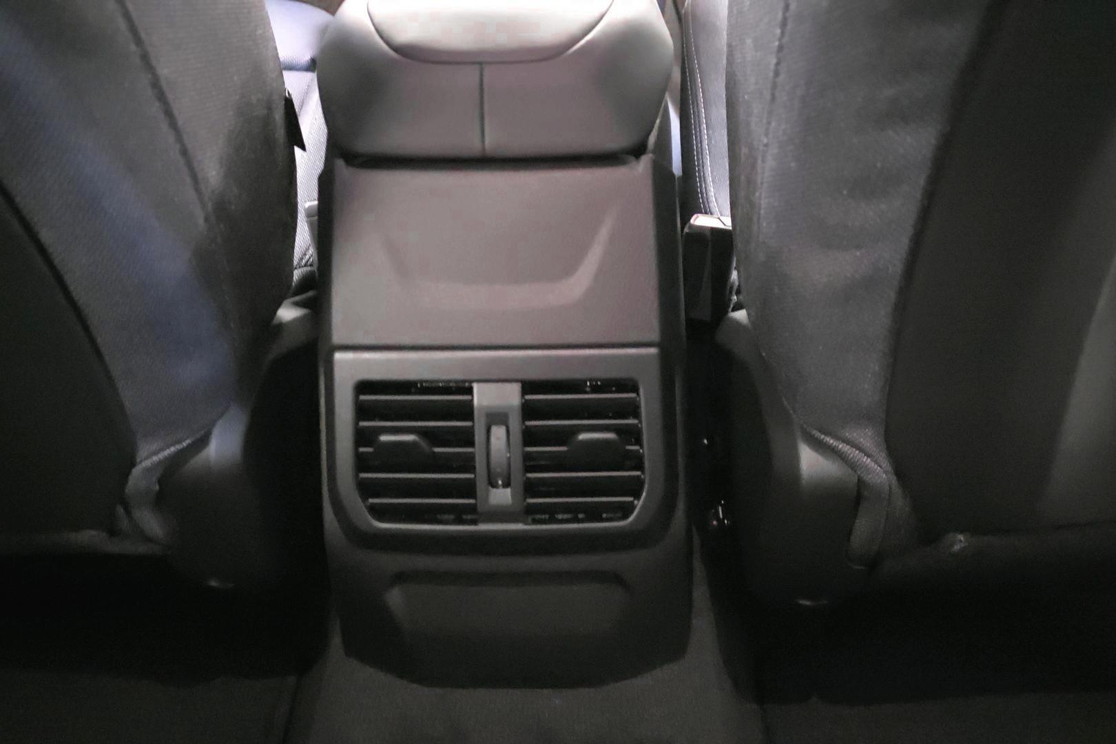 BMW 120 2027