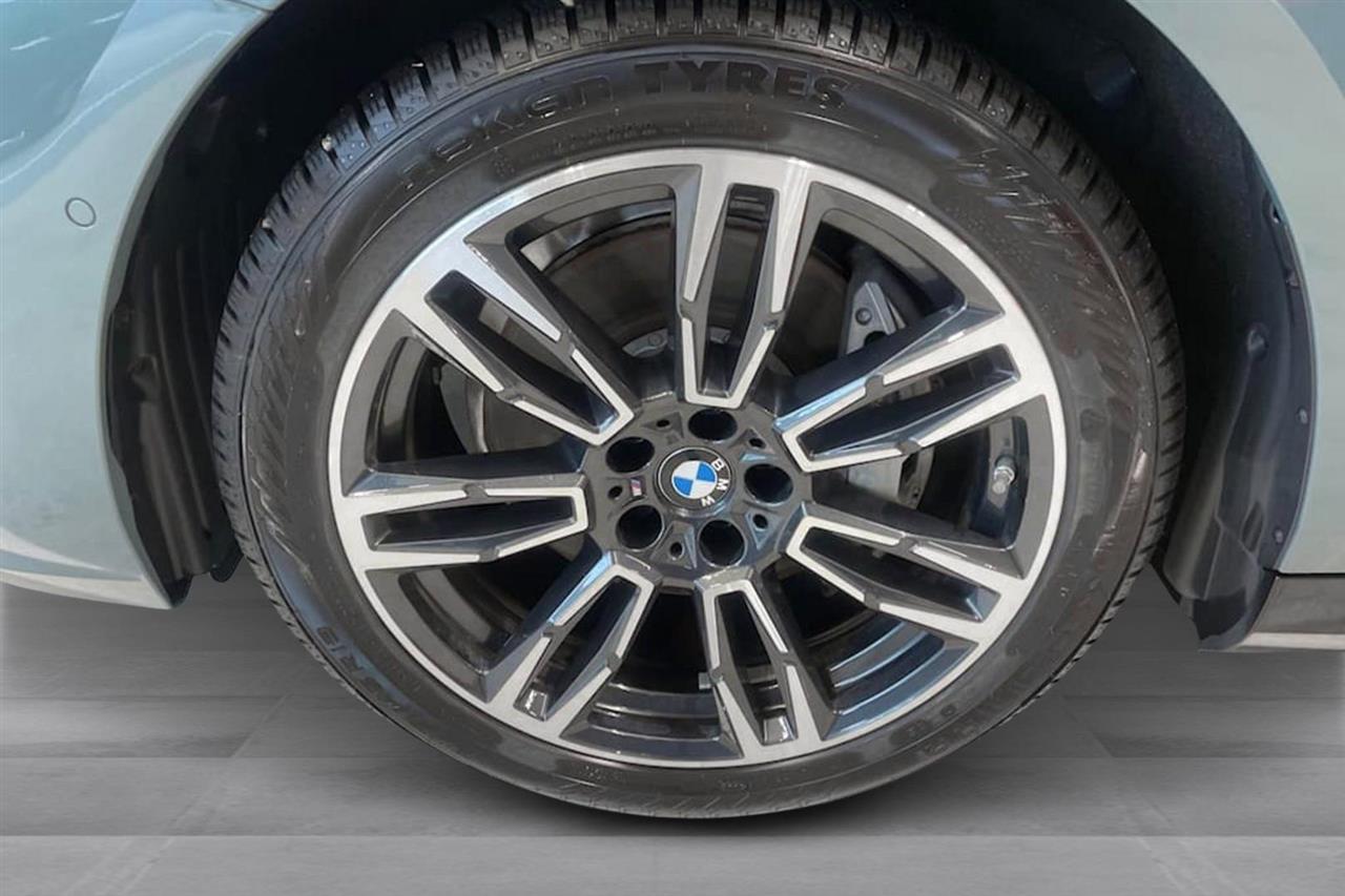 BMW i5 2026