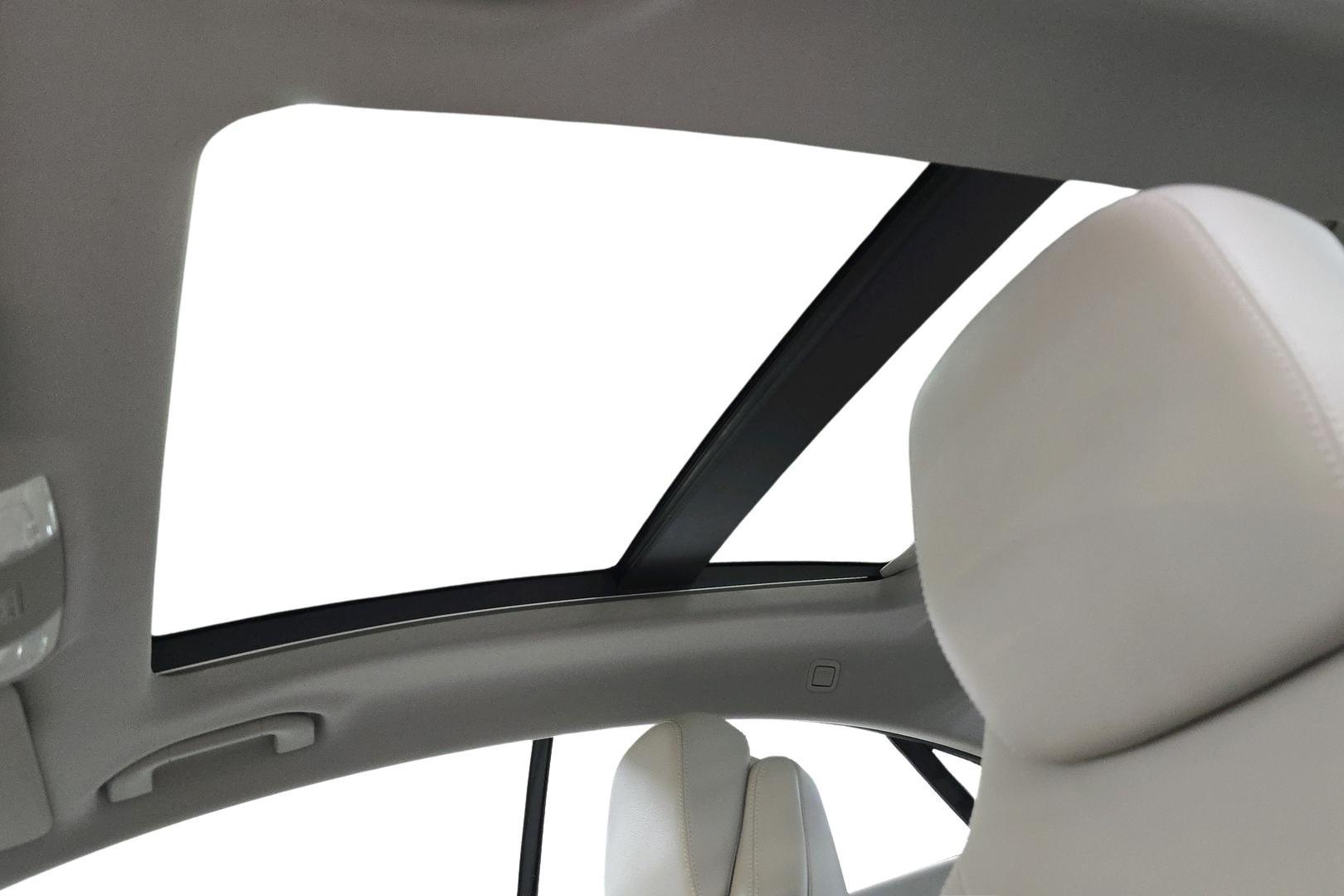 Mercedes-Benz E 2010