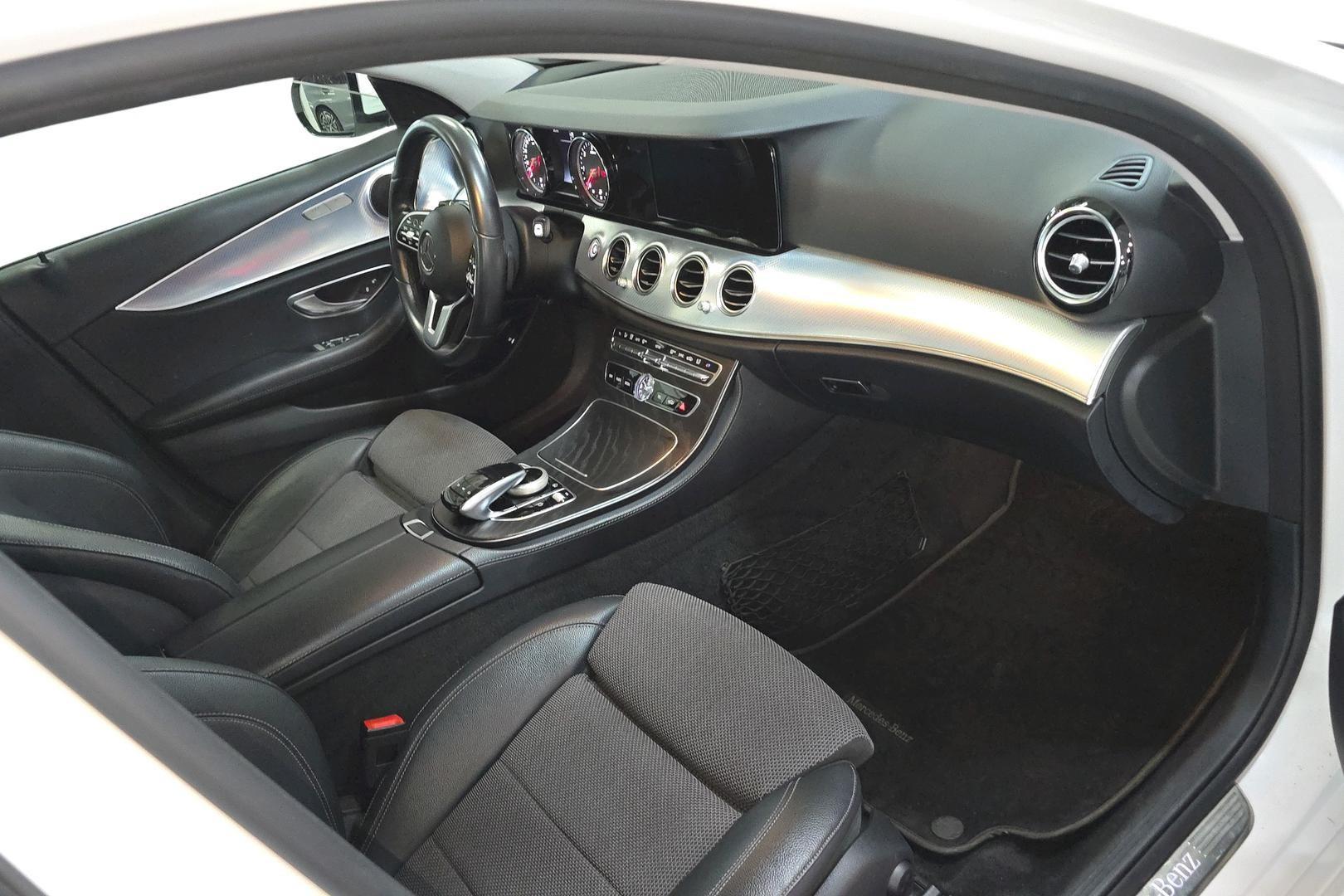 MERCEDES-BENZ E 2020