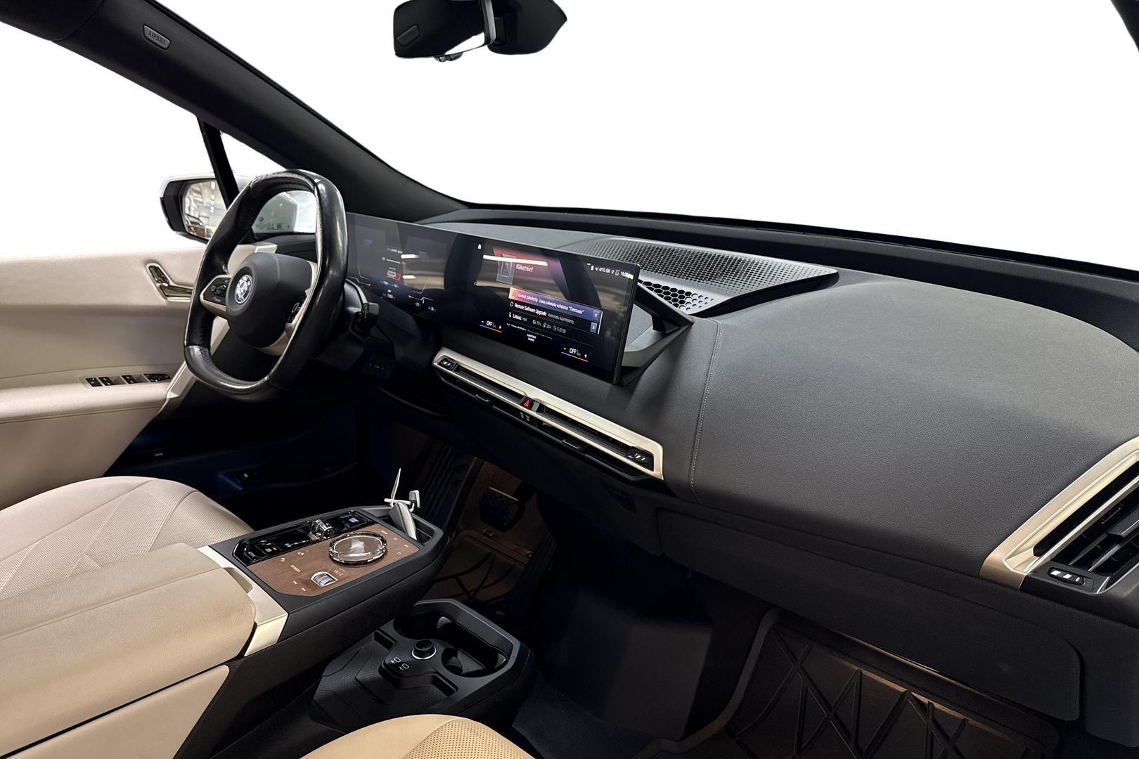 BMW iX 2023