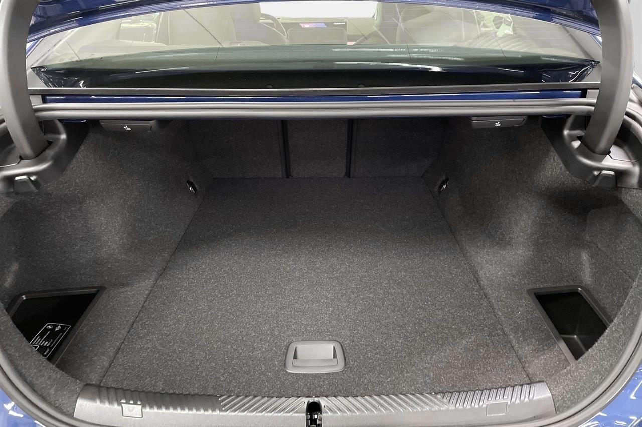 BMW i5 2025