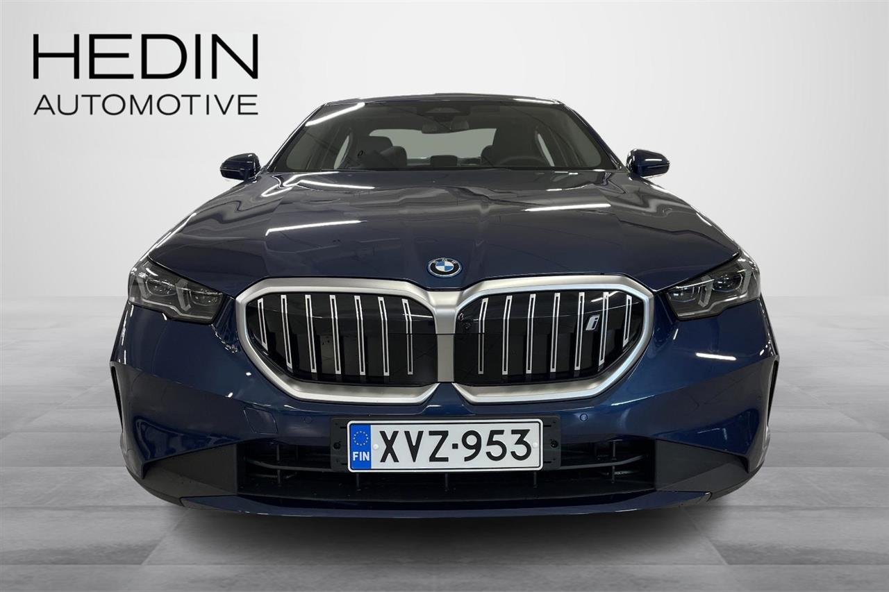 BMW i5 2025