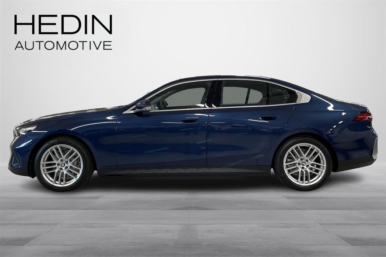 BMW i5 2025