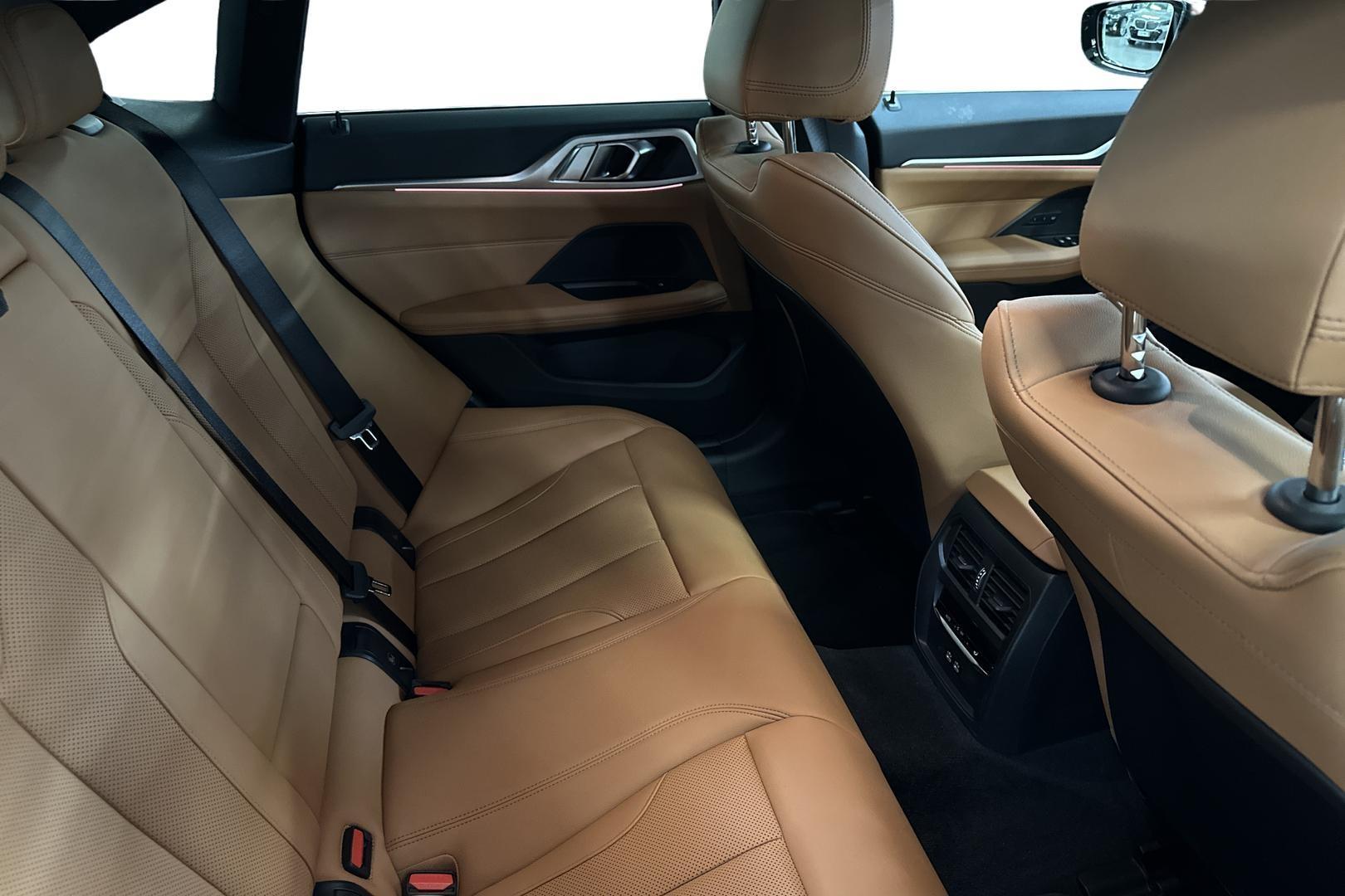 BMW i4 M60 14