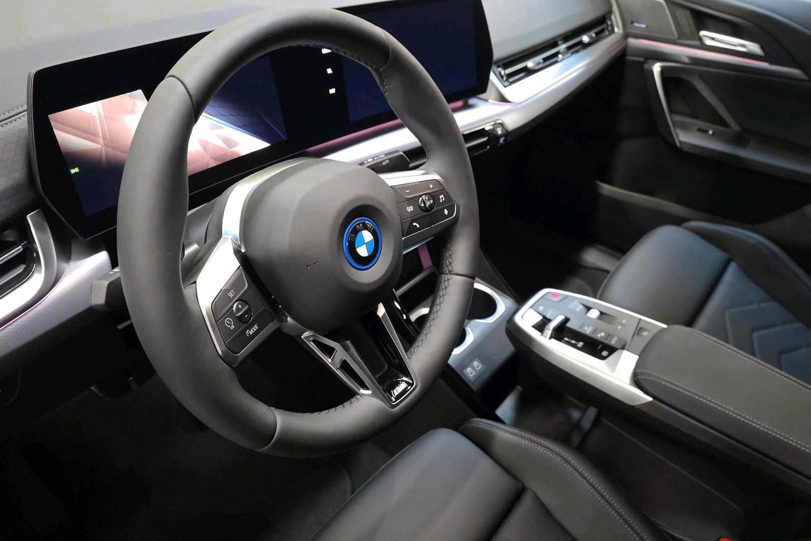 BMW iX2 2026