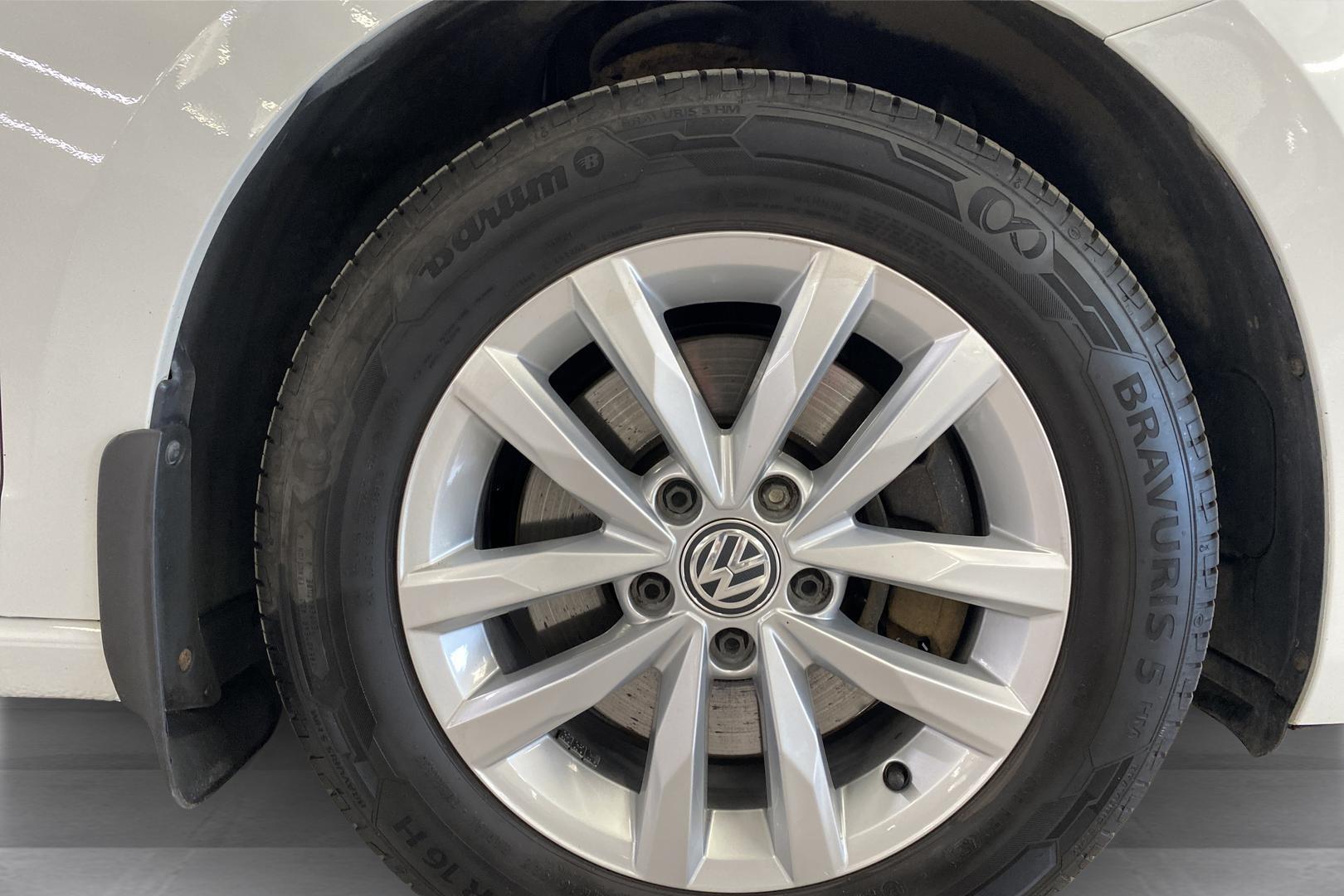 VOLKSWAGEN TOURAN 2019