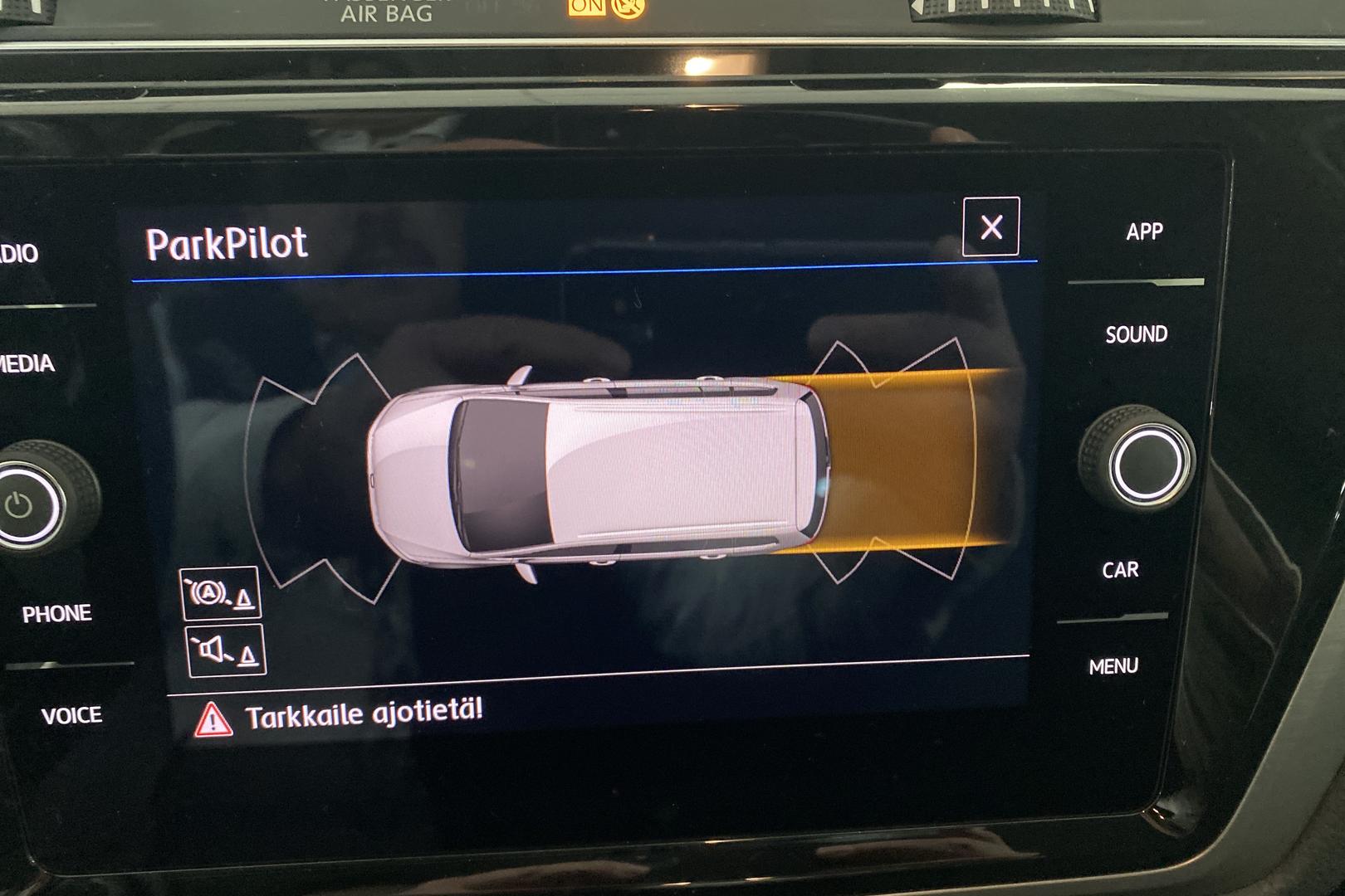 VOLKSWAGEN TOURAN 2019