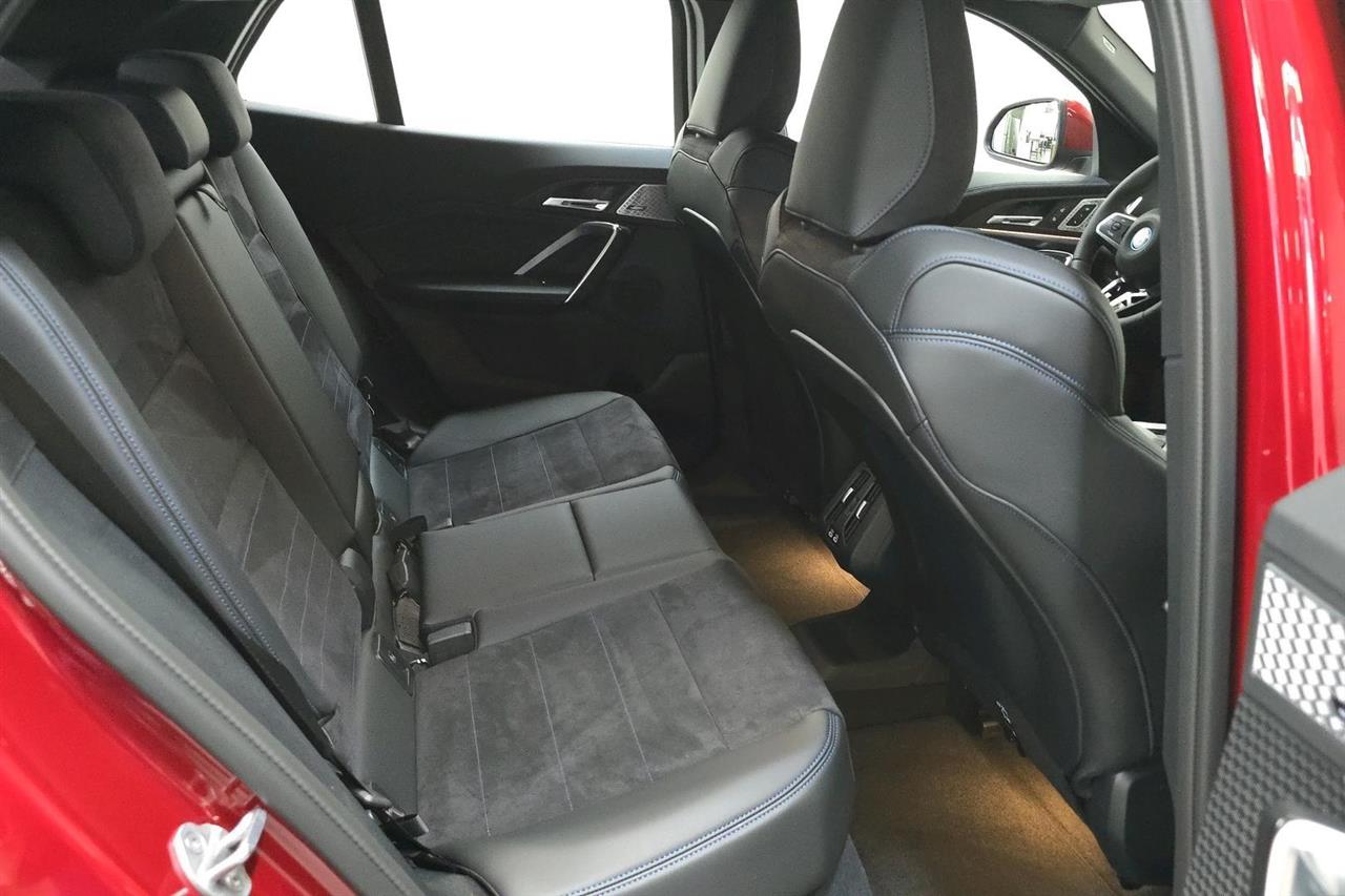BMW iX2 2025