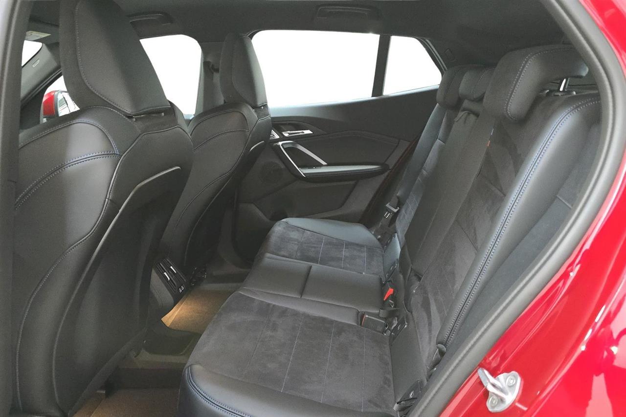 BMW iX2 2025
