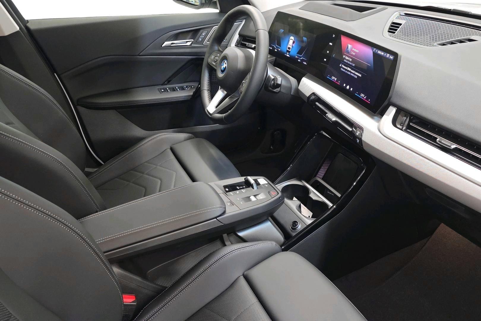 BMW iX1 2026