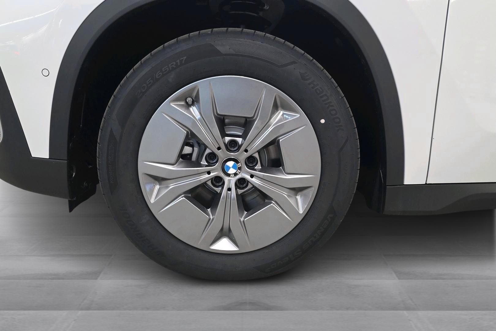 BMW iX1 2026