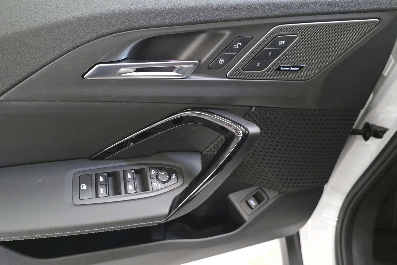 BMW iX1 2026