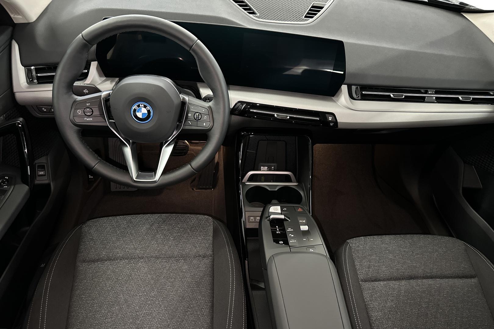 BMW X1 8