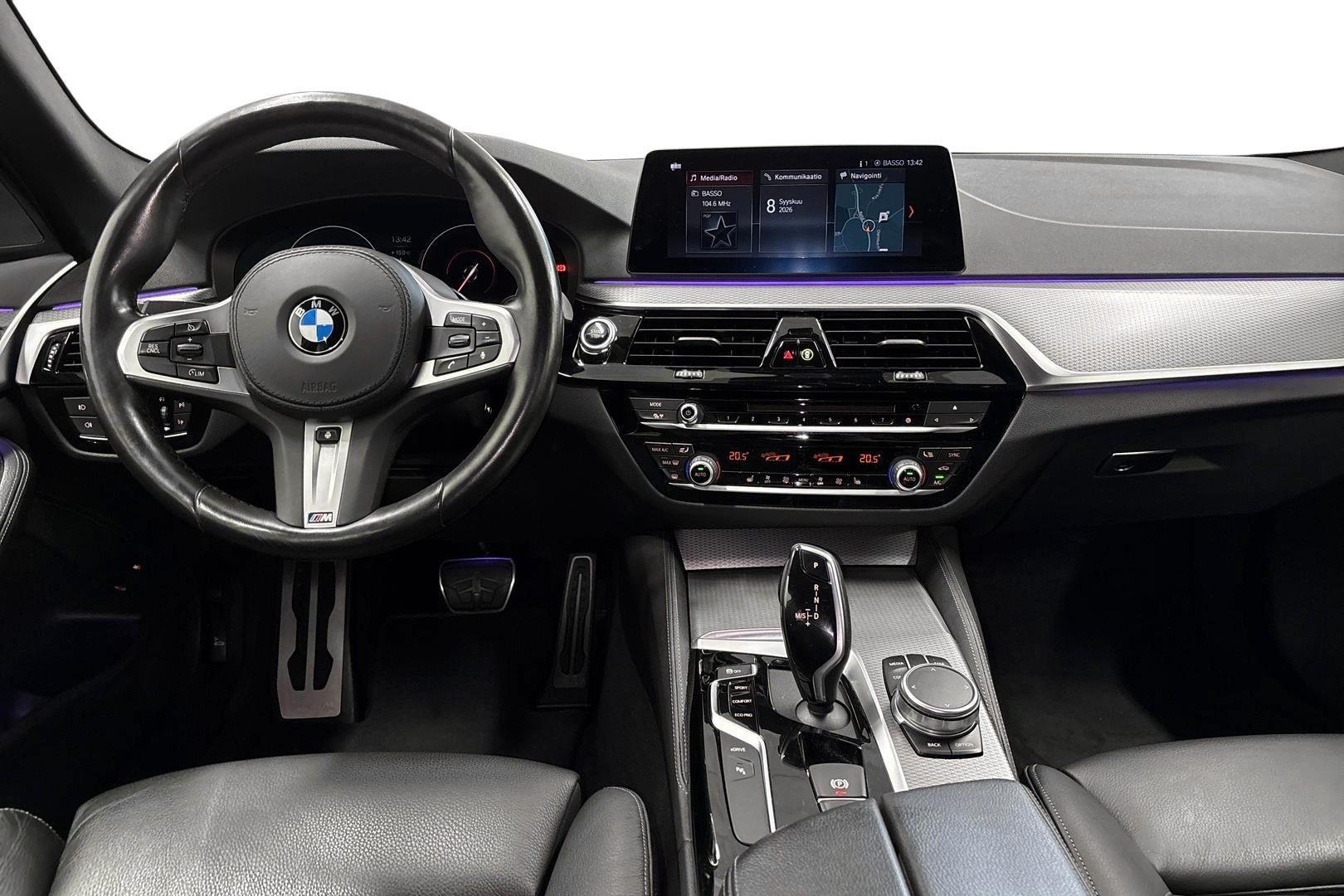 BMW 530 9