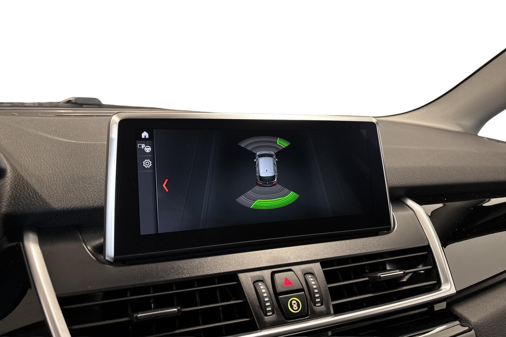 BMW 225 2020