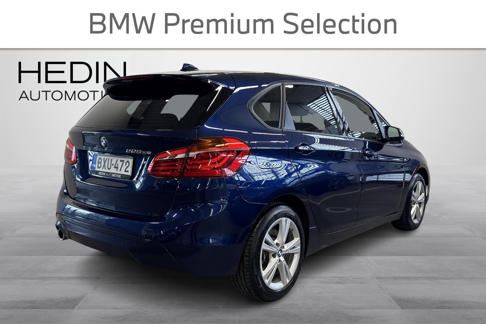 BMW 225 2020