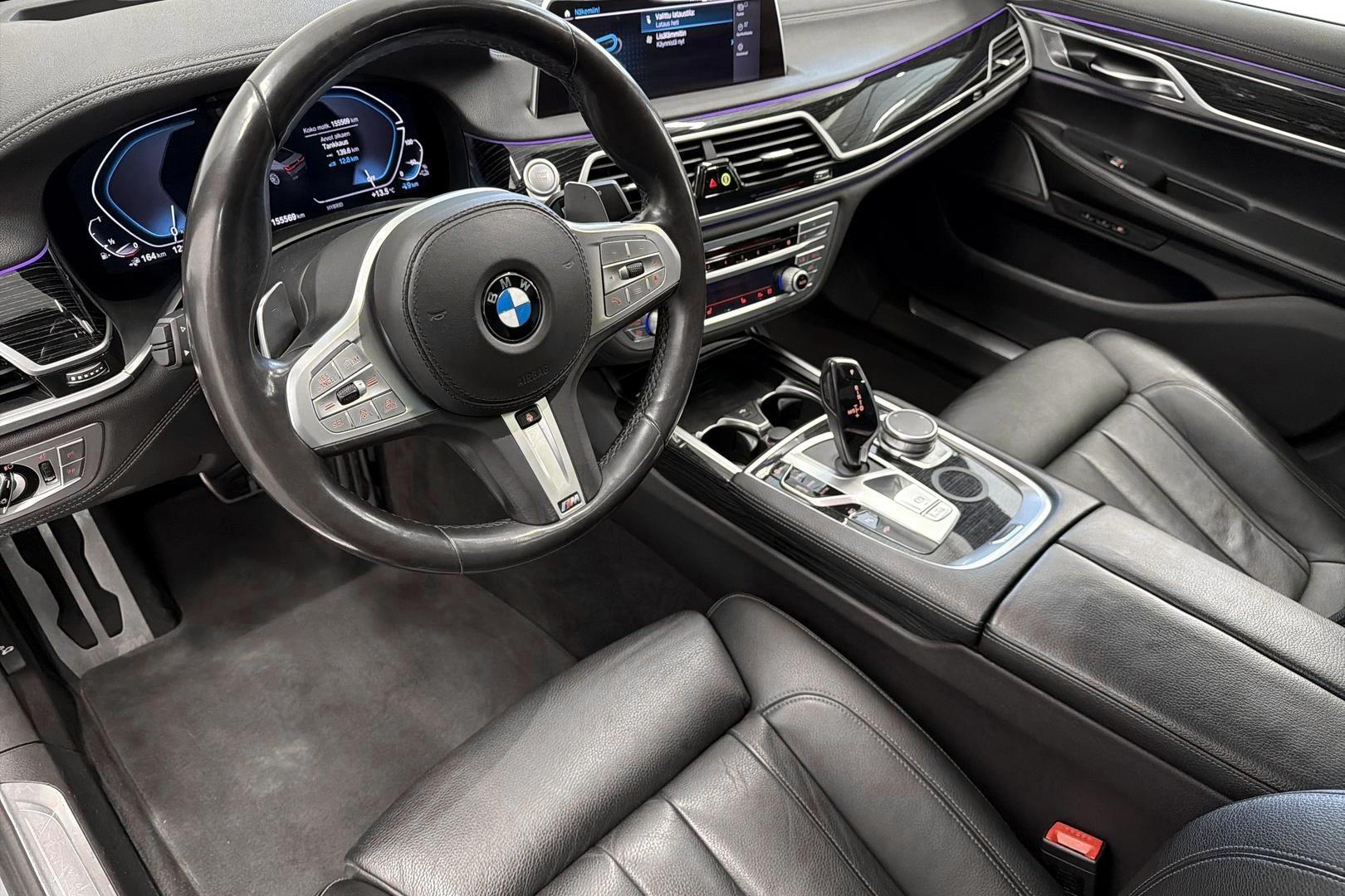 BMW 745 2019