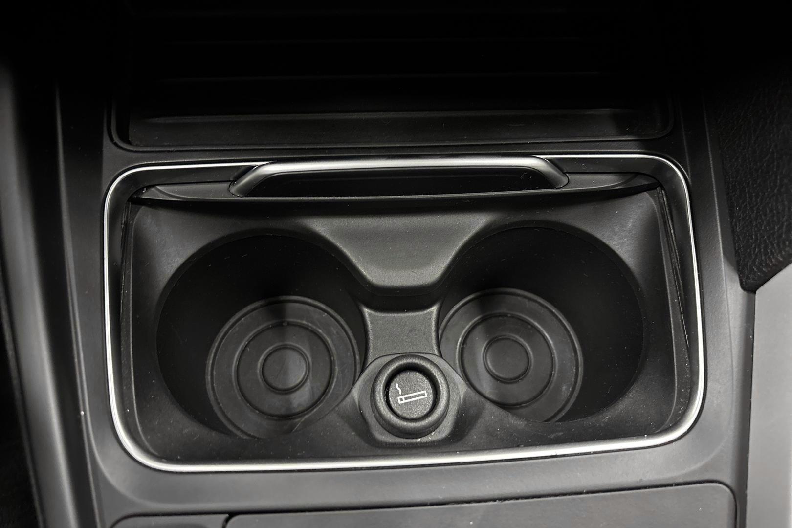 BMW 318 2017