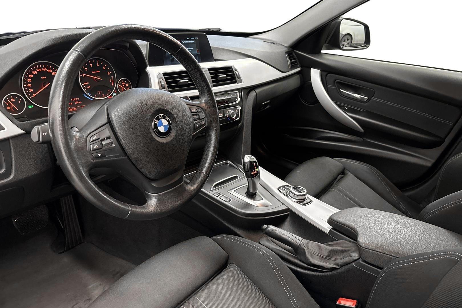 BMW 318 2017