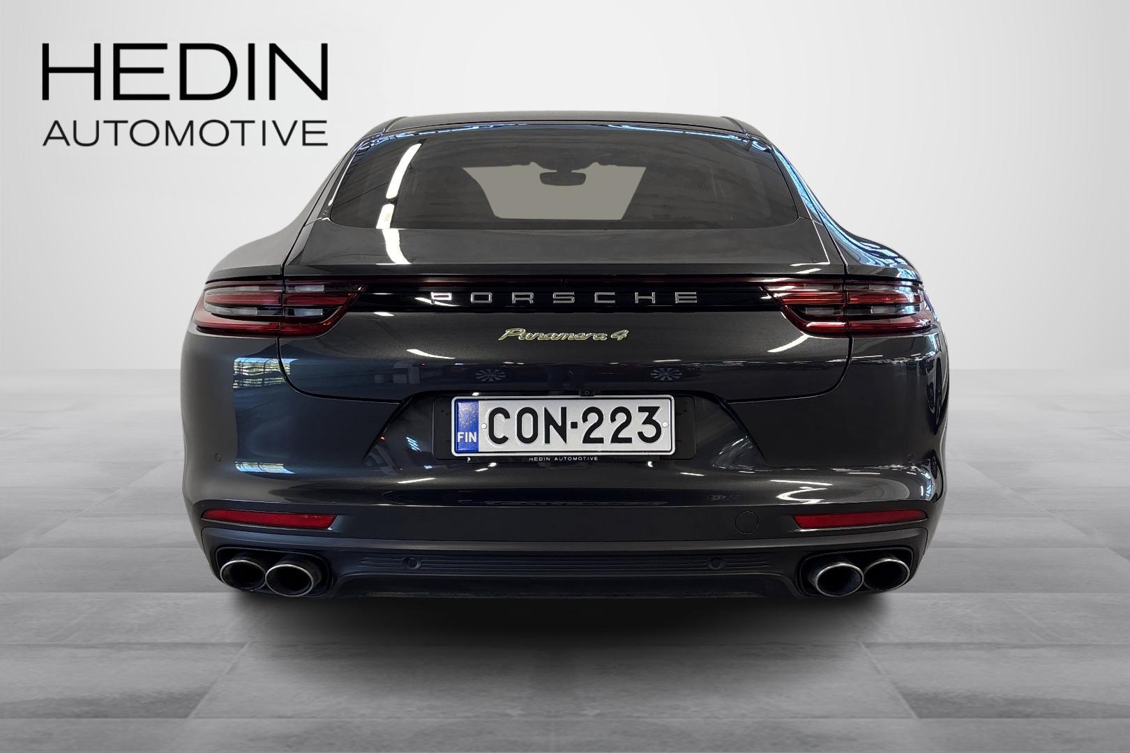 Porsche Panamera 2018