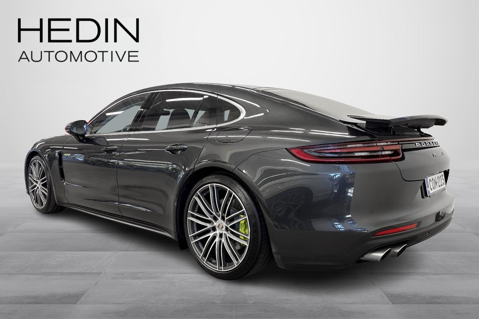 Porsche Panamera 2018