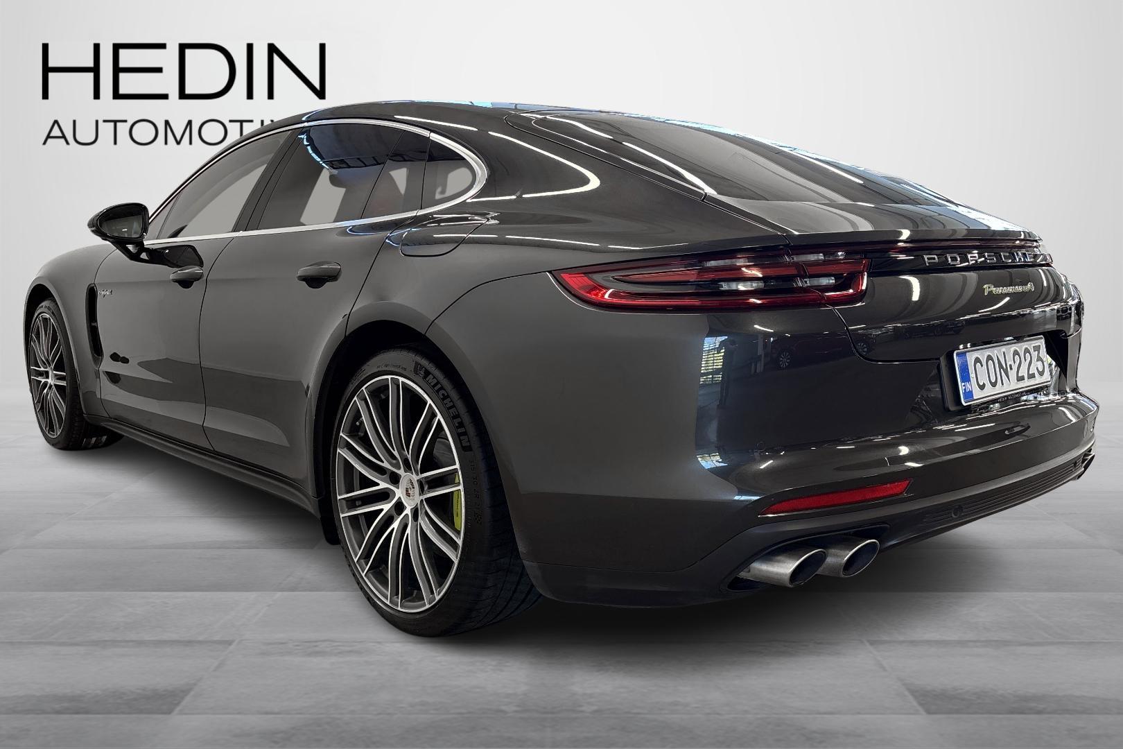 Porsche Panamera 2018