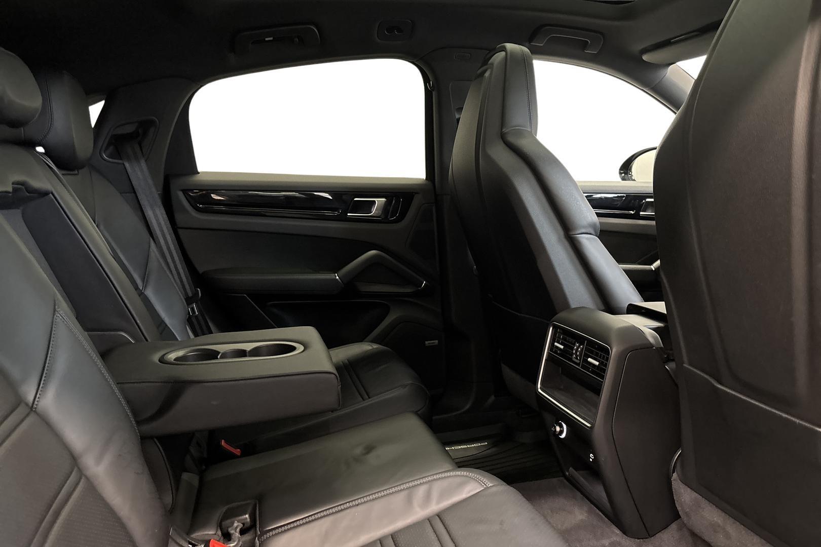 Porsche Cayenne 2020