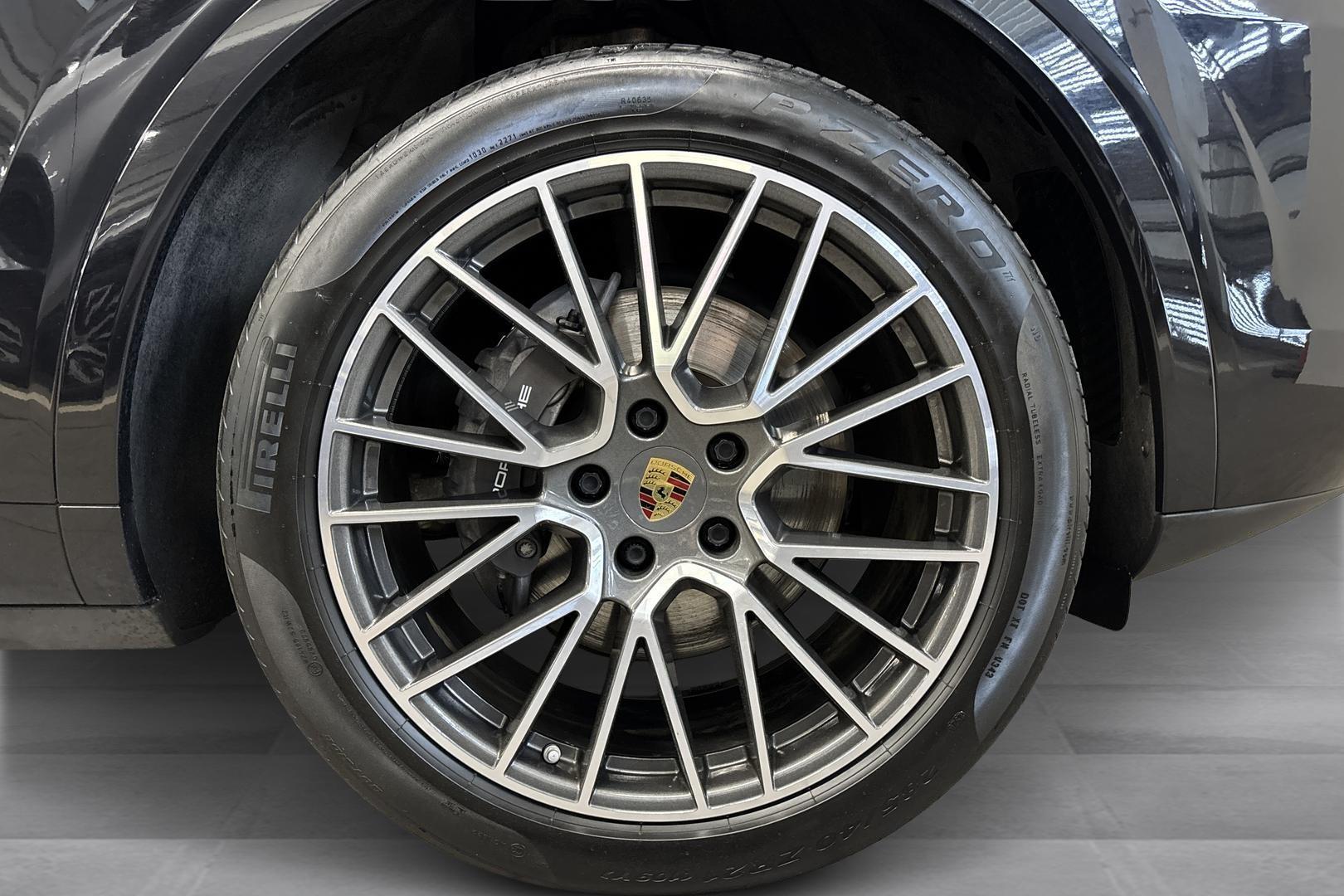 Porsche Cayenne 2020