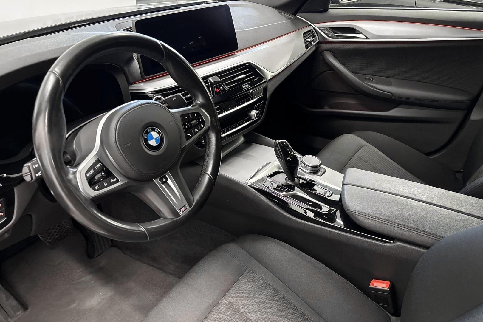 BMW 520 2022