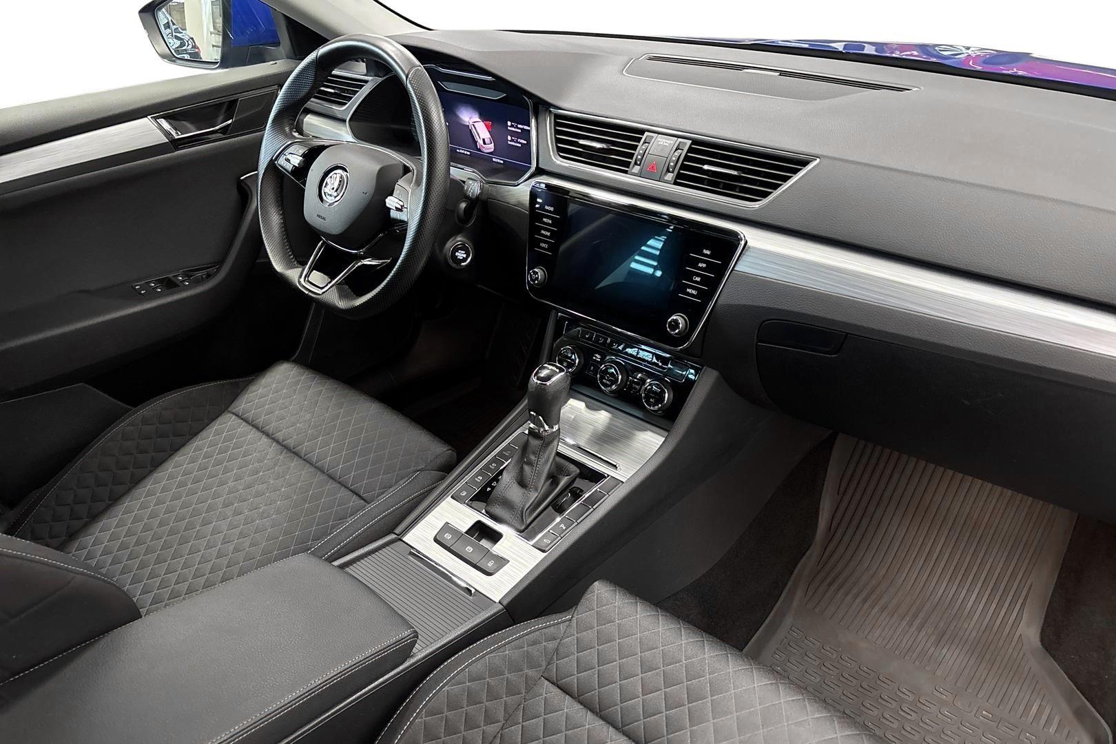 SKODA Superb 2022