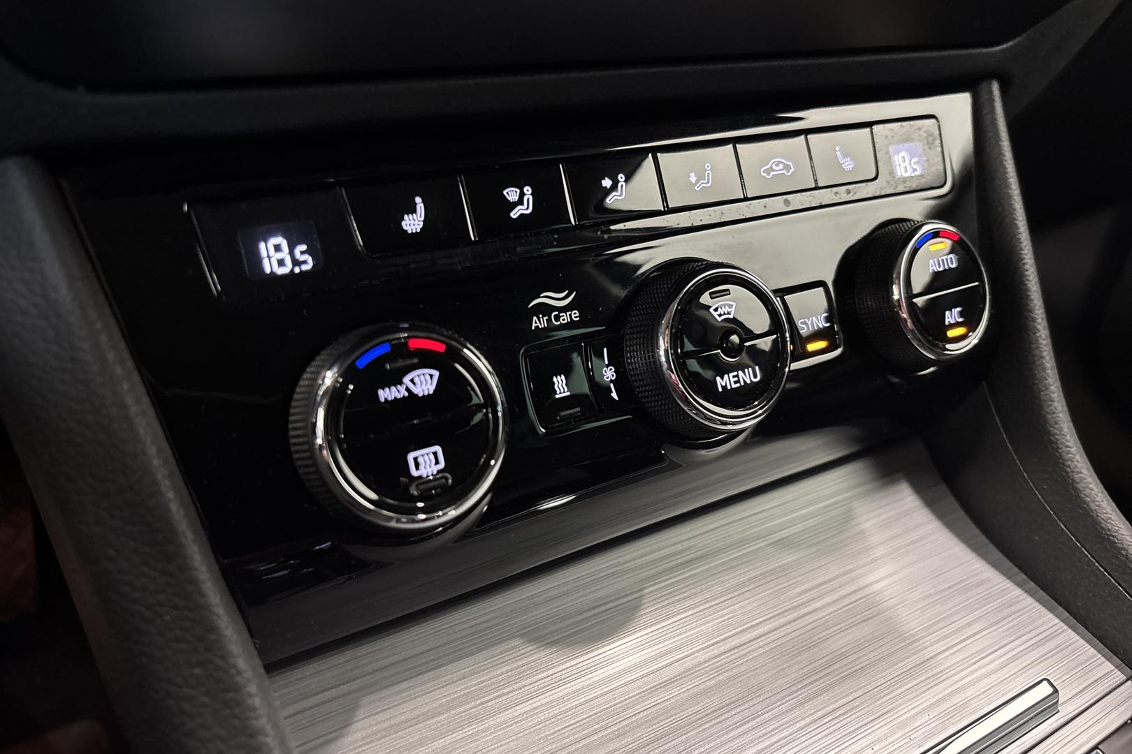 SKODA Superb 2022