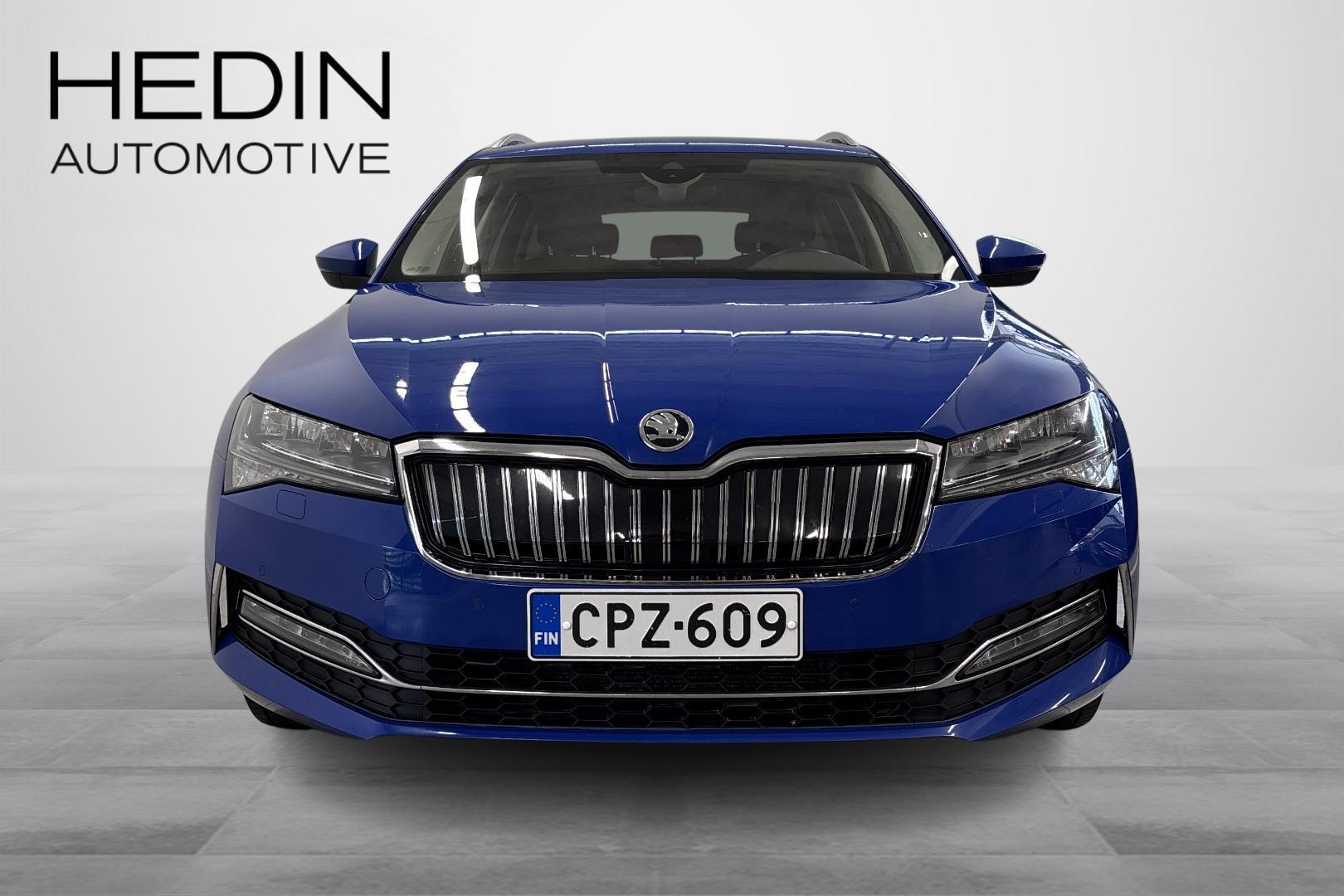 SKODA Superb 2022