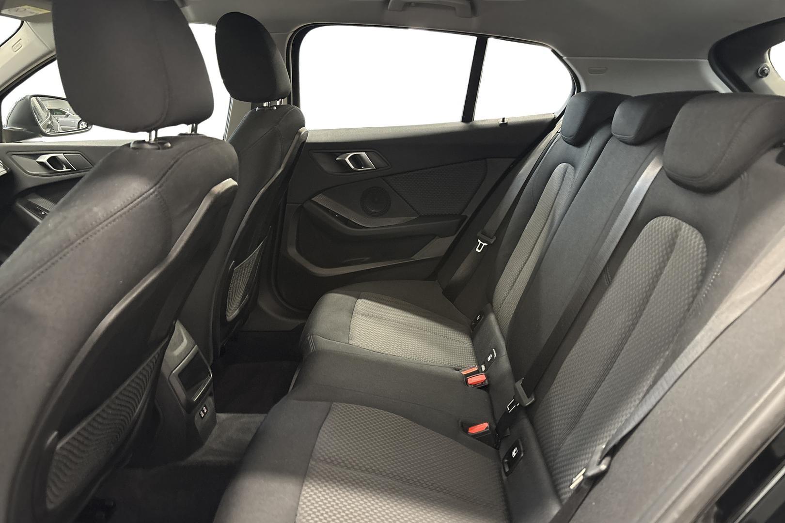 BMW 118 11