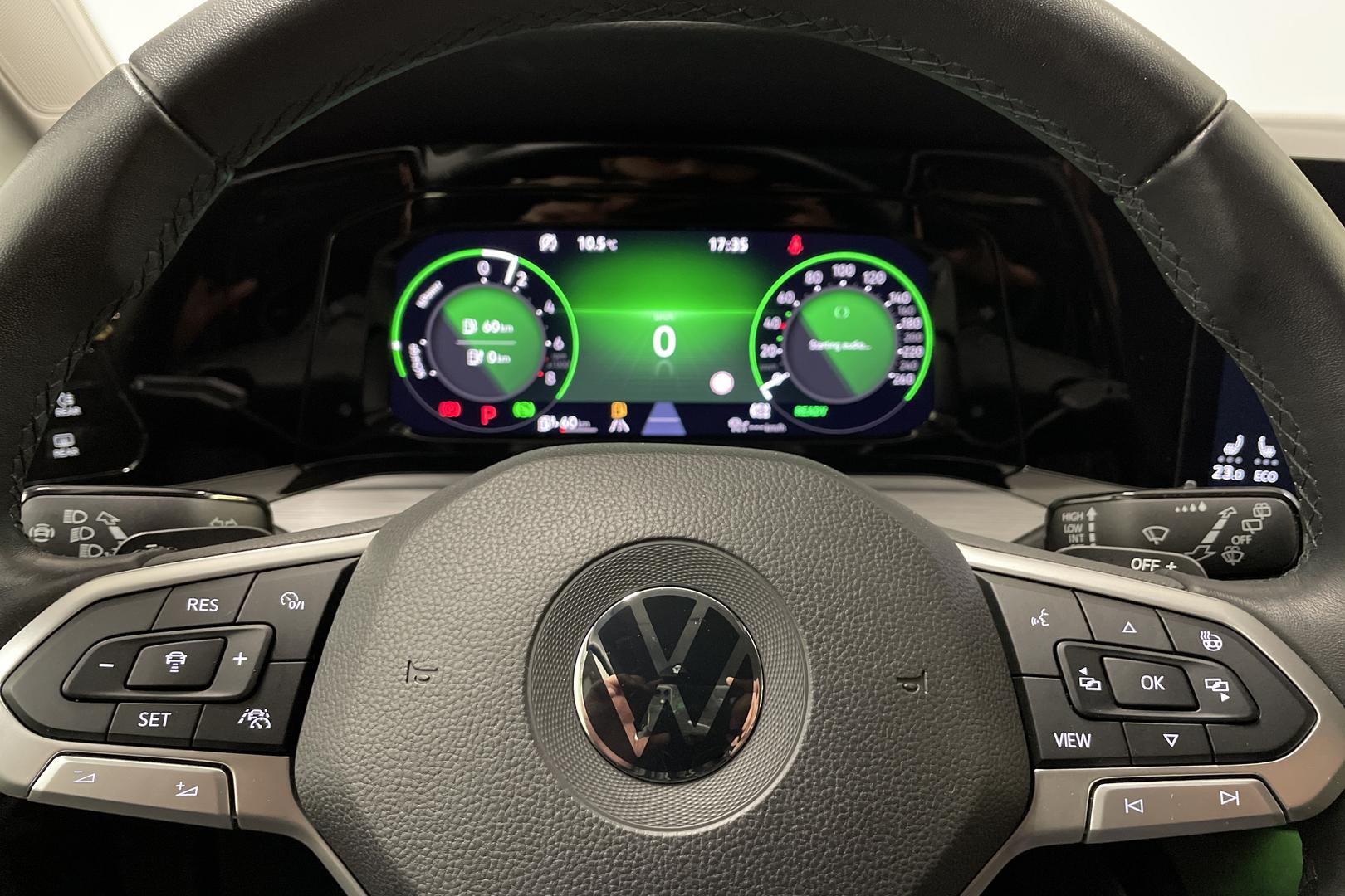 Volkswagen Golf 2023