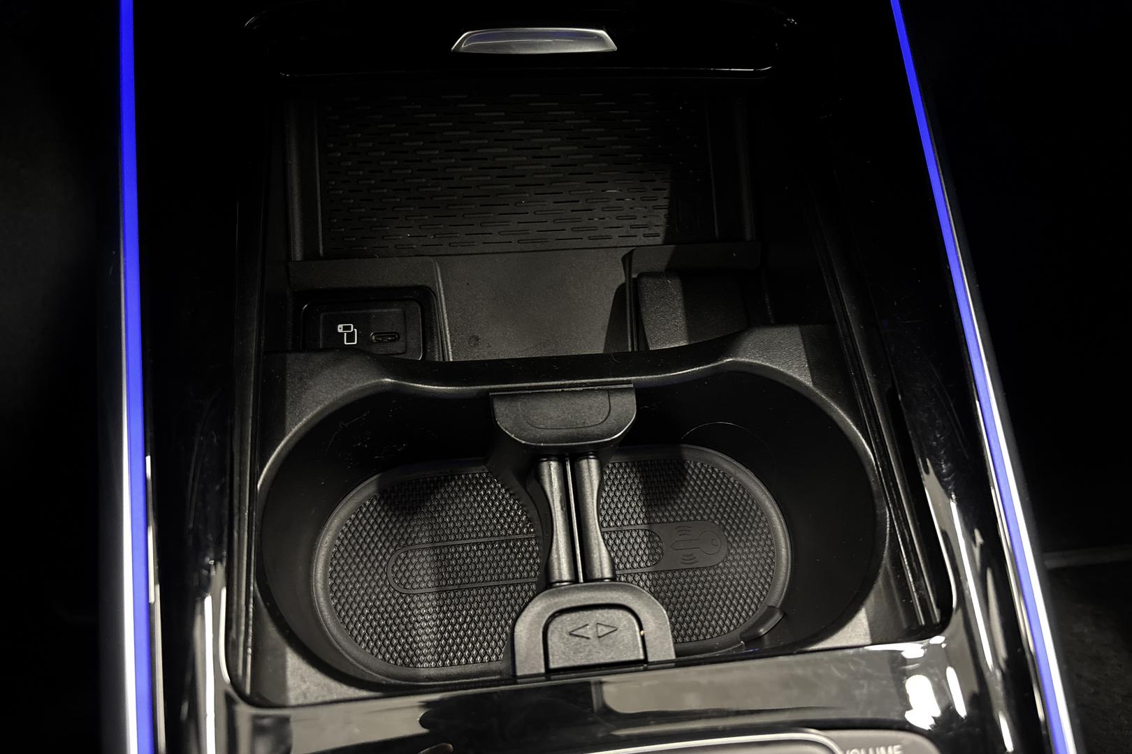 Mercedes-Benz EQB 2024