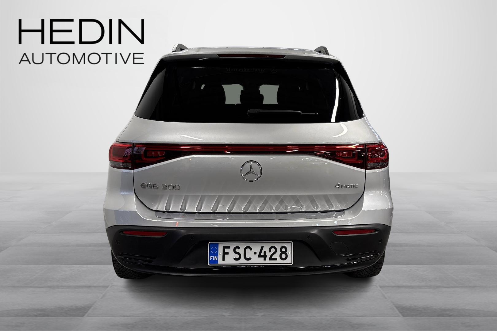 Mercedes-Benz EQB 2024